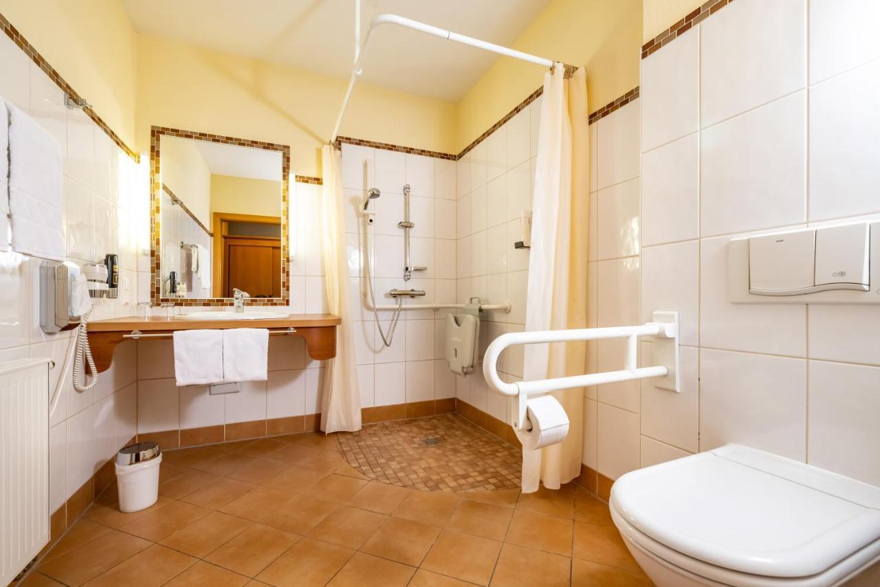 Golf & Thermenland Sonnenpension Fruehstueckshotel Burgauberg Stegersbach Luaran gambar