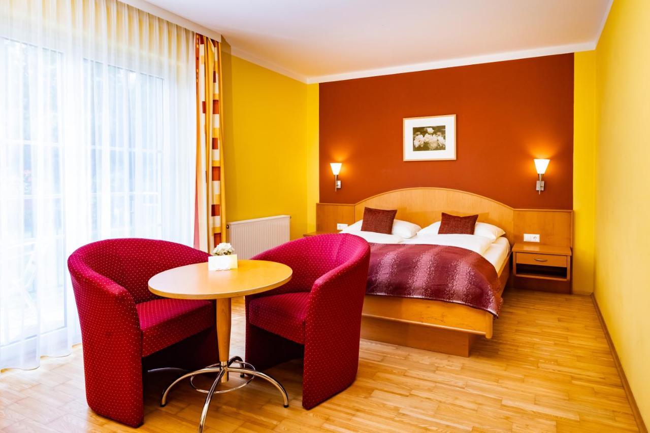 Golf & Thermenland Sonnenpension Fruehstueckshotel Burgauberg Stegersbach Luaran gambar